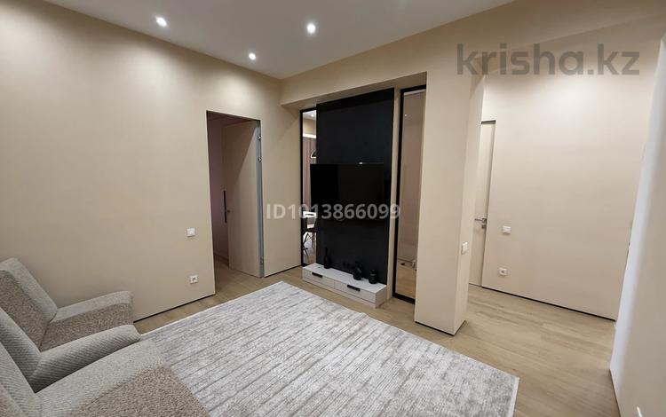 2-комнатная квартира · 60 м² · 10/10 этаж, 40-й мкр 2 за 320 000 ₸ в Актау — фото 2