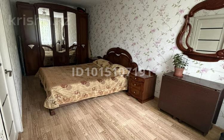 2-бөлмелі пәтер · 44.6 м² · 2/5 қабат, 12-шағынаудан 28, бағасы: 10.6 млн ₸ в Караганде, Алихана Бокейханова р-н — фото 2