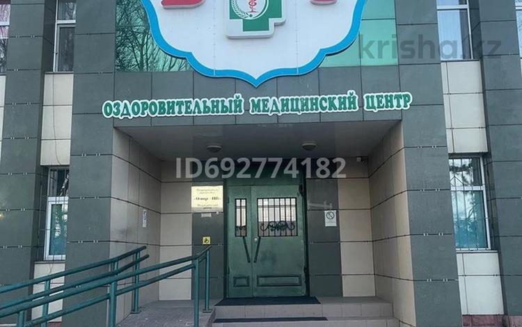 Медцентры и аптеки, образование, кабинеты и рабочие места • 805 м² за 1 млн 〒 в Павлодаре — фото 2