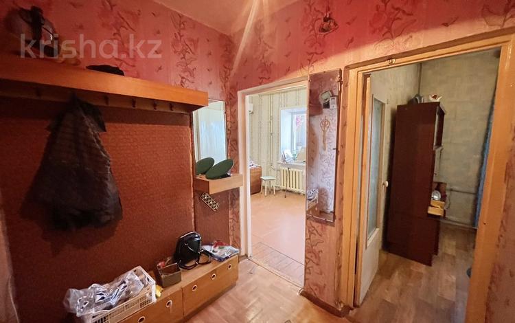 1-комнатная квартира, 31 м², 2/5 этаж, Холмецкого 52 за 9 млн 〒 в Жезказгане — фото 2