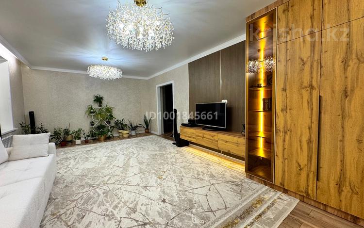 3-комнатная квартира · 90 м² · 11/22 этаж, Туркестан 4Б за 68 млн 〒 в Астане, Есильский р-н — фото 2