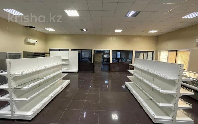 Свободное назначение, магазины и бутики, склады • 520 м² за 98 млн 〒 в Актобе — фото 2