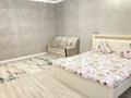 1-комнатная квартира · 78 м² · 5/7 этаж, мкр Нурсая 10 за 10 000 ₸ в Атырау — фото 7