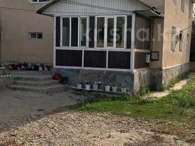 Отдельный дом · 4 комнаты · 250 м² · 15 сот., мкр Шугыла, Кенжетаева 4 за 1 млн ₸ в Алматы, Наурызбайский р-н
