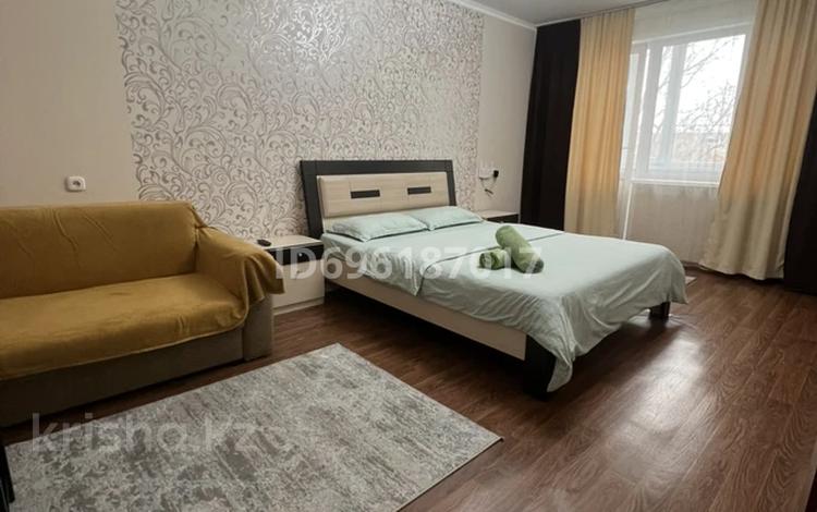 1-комнатная квартира · 35 м² · 3/5 этаж, Айтиева 87 — проспект Абая за 10 000 ₸ в Уральске — фото 27