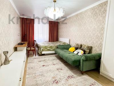 4-комнатная квартира · 147 м² · 1/5 этаж, мкр 8 15 за 55 млн 〒 в Талдыкоргане, мкр Бирлик