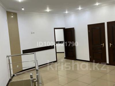 Офисы, магазины и бутики, склады, салоны красоты, фитнес и спорт, медцентры и аптеки, образование, кабинеты и рабочие места, студии · 12.6 м² за 650 000 〒 в Алматы, Ауэзовский р-н