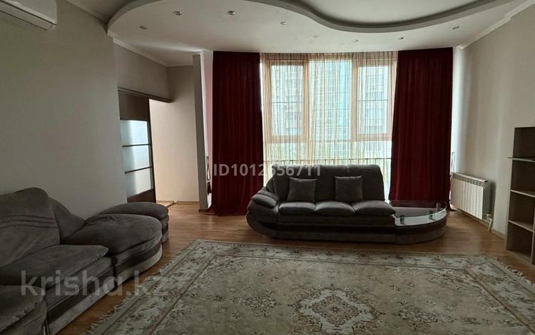 2-бөлмелі пәтер · 80 м² · 6/20 қабат, Достык 162, бағасы: 600 000 ₸ в Алматы, Медеуский р-н — фото 2