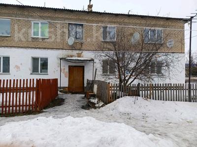 2-комнатная квартира · 48 м² · 2/2 этаж, Нефтяников за 8.5 млн ₸ в Петерфельде