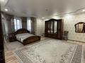 Отдельный дом · 10 комнат · 450 м² · 15 сот., Мкр 1 42/2 за 80 млн ₸ в Жибек Жолы — фото 11