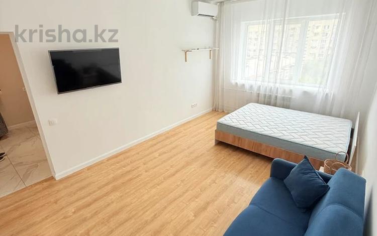 1-комнатная квартира · 40 м² · 7/9 этаж, Сатпаева — Розыбакиева за 300 000 ₸ в Алматы, Бостандыкский р-н — фото 2