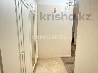 3-комнатная квартира · 100 м² · 4/10 этаж, Абикен Бектуров 3 за 480 000 ₸ в Астане, Есильский р-н
