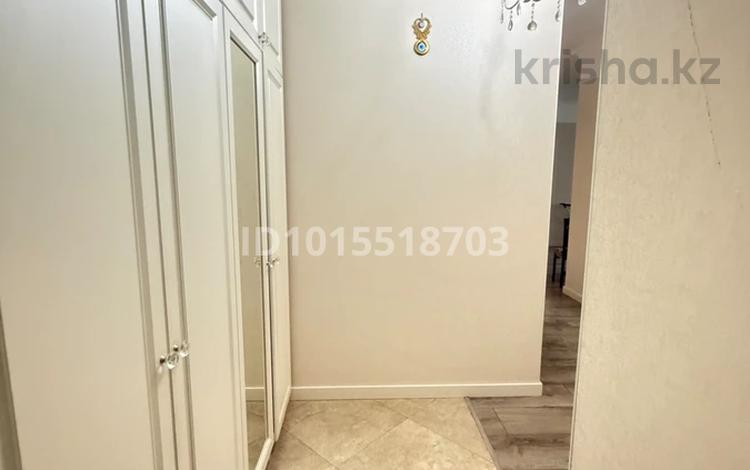 3-комнатная квартира · 100 м² · 4/10 этаж, Абикен Бектуров 3 за 480 000 ₸ в Астане, Есильский р-н — фото 2