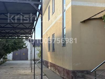 Отдельный дом · 6 комнат · 350 м² · 8 сот., мкр Балауса, 2 62 за 75 млн 〒 в Атырау