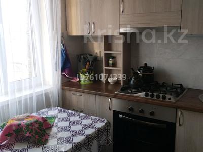 4-комнатная квартира · 61.9 м² · 4/5 этаж, Сергея Тюленина 1/6 за 25 млн 〒 в Уральске