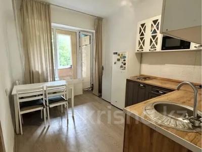 2-бөлмелі пәтер · 37 м² · 2/5 қабат, Досмухамедова 11, бағасы: 24 млн ₸ в Алматы, Алмалинский р-н