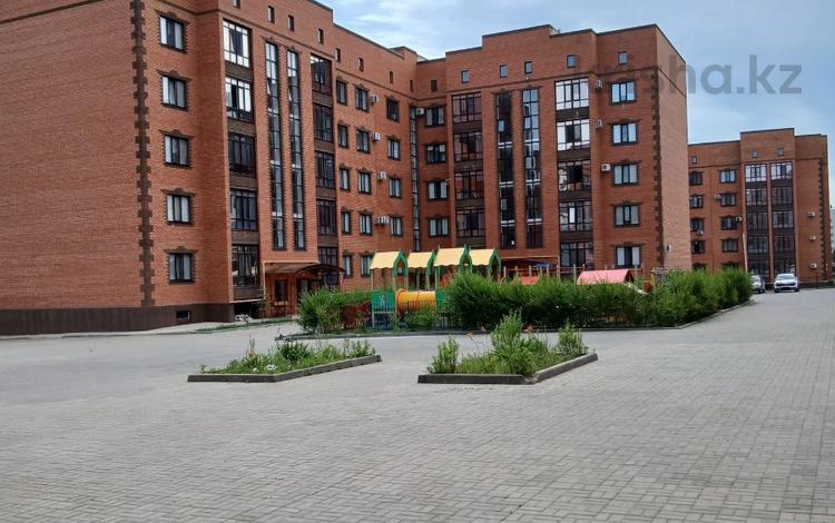 3-комнатная квартира · 119 м² · 1/5 этаж, мкр. Алтын орда за 48 млн ₸ в Актобе — фото 16