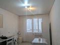 1-комнатная квартира · 45.1 м² · 8/12 этаж, мкр Дарабоз 35 за 180 000 ₸ в Алматы, Алатауский р-н — фото 3