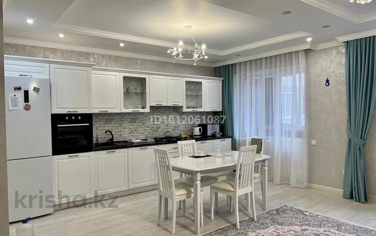 2-бөлмелі пәтер · 70 м² · 3/6 қабат, Сергея Тюленина 6 — Абулхаирхана, бағасы: 30 млн ₸ в Уральске — фото 2