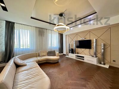 Пәтерлер в Шымкенте: 4-бөлмелі пәтер · 160 м² · 8/9 қабат, Кунаева 65, бағасы: 600 000 〒 4-бөлмелі пәтер · 160 м² · 8/9 қабат, Кунаева 65, бағасы: 600 000 〒 в Шымкенте, Туран р-н