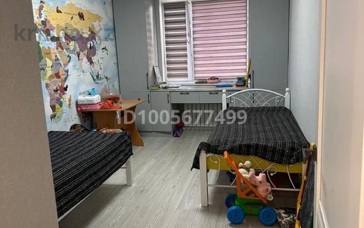 3-комнатная квартира · 93 м² · 9/10 этаж, мкр Юго-Восток, Мкр Гульдер 1 10/14 за 45 млн ₸ в Караганде, Казыбек би р-н — фото 2