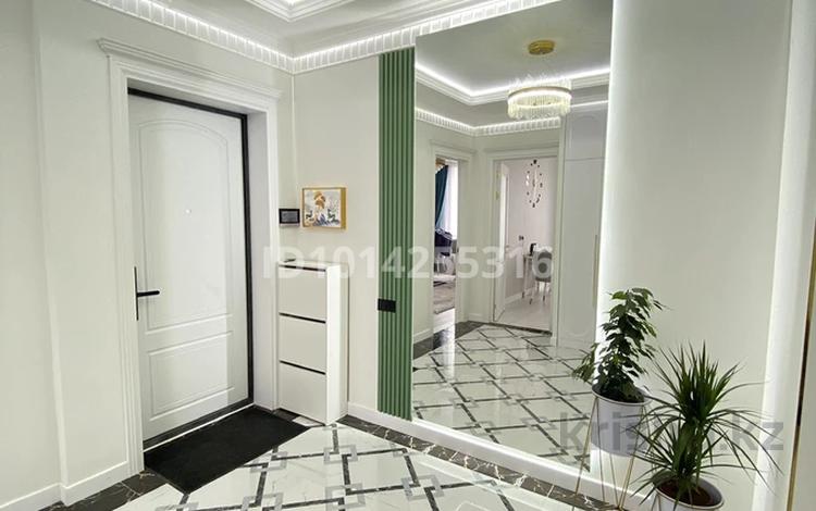3-комнатная квартира · 80 м² · 12/12 этаж, Туран 55/8 за 62.5 млн ₸ в Астане, Нура р-н — фото 4