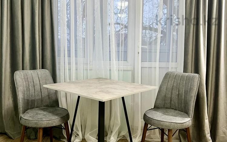 2-комнатная квартира · 45 м² · 3/5 этаж, Толе би 43 — Толе би и Абая за 15 000 ₸ в Таразе — фото 12