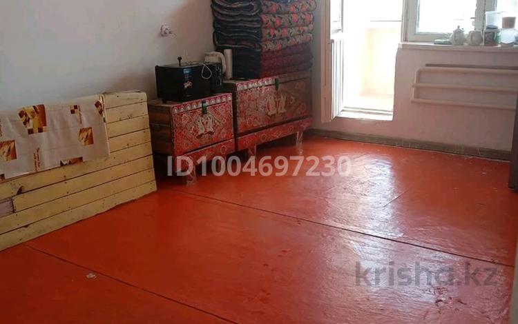 3-комнатная квартира · 70.4 м² · 2/4 этаж, Микрорайон — Кафе Алтын тан и на против магазина Карима за 16 млн ₸ в Сарыагаш — фото 2