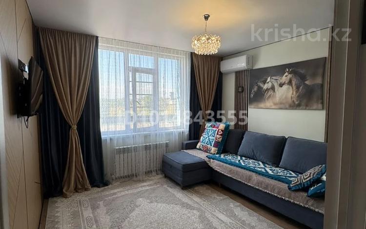 2-комнатная квартира · 40 м² · 2/9 этаж, мкр Кокжиек, Жолымбет 65 за 24.5 млн ₸ в Алматы, Жетысуский р-н — фото 2