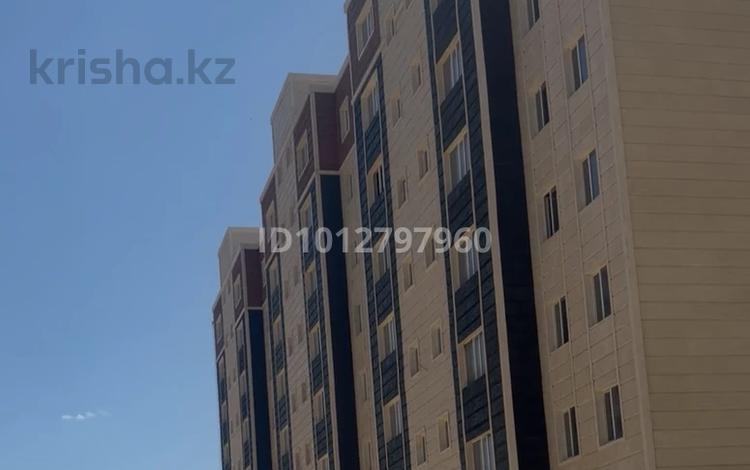 2-бөлмелі пәтер · 82 м² · 1/8 қабат, 29а мкр 38/8, бағасы: 16 млн ₸ в Актау — фото 4
