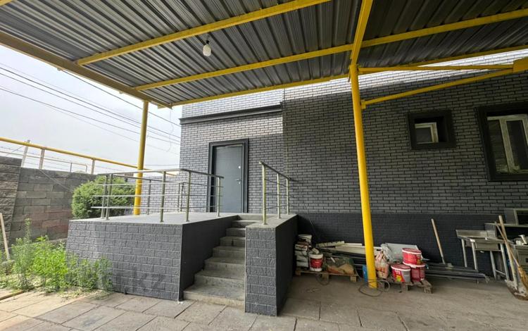 Отдельный дом · 8 комнат · 600 м² · 10 сот., мкр Калкаман-2, Тойтары Батыра 93/1 — Абая за 1.3 млн 〒 в Алматы, Наурызбайский р-н — фото 2