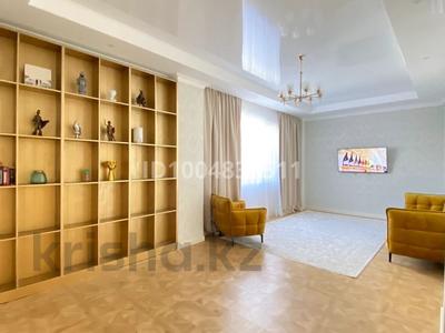 Отдельный дом · 6 комнат · 470 м², мкр Ерменсай, Каршыға Ахмедиярова 33 — ул. Арайлы за 2 млн 〒 в Алматы, Бостандыкский р-н