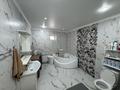 Отдельный дом · 5 комнат · 220.6 м² · 5 сот., мкр 8, Братья жубановых — Бсмп за 48 млн ₸ в Актобе — фото 23
