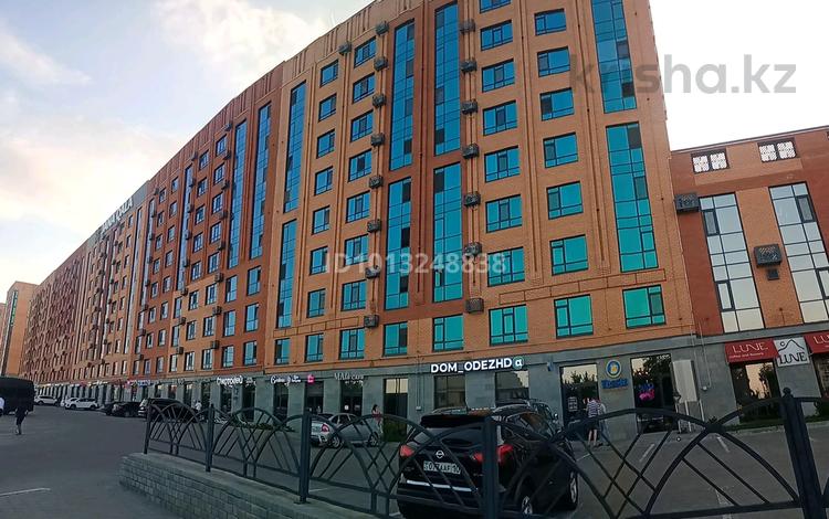 2-комнатная квартира · 80.9 м² · 4/9 этаж, Проспект Абая 123 — Абая-Фролова за ~ 58.7 млн ₸ в Костанае — фото 2