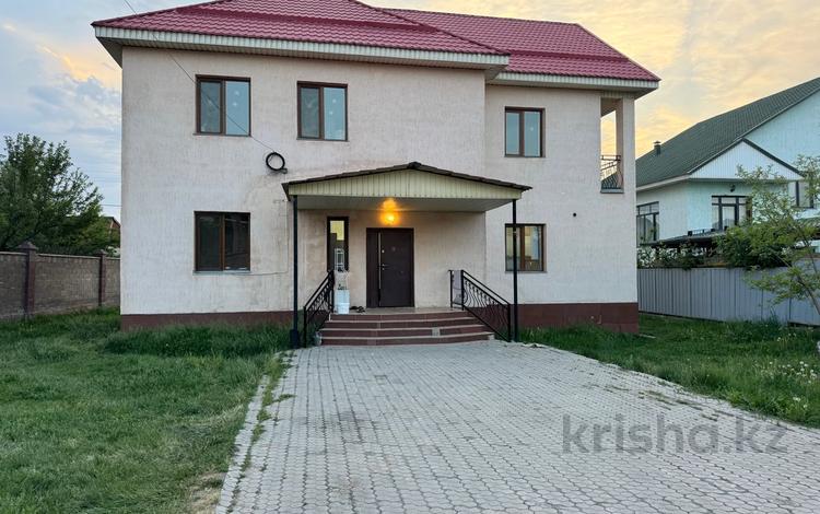 Отдельный дом · 6 комнат · 240 м² · 8 сот., Бейбарыс 72/2 за 55 млн ₸ в Каскелене — фото 2