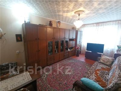 3-бөлмелі пәтер · 61.4 м² · 1/5 қабат, 27-шағынаудан, Университетская — КарГУ, Карбышева, бағасы: 18.6 млн ₸ в Караганде, Казыбек би р-н