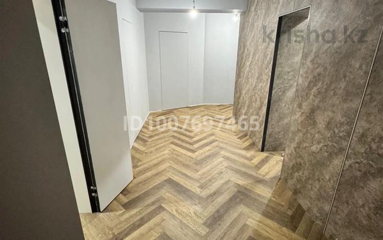 4-комнатная квартира · 105 м² · 11/11 этаж, победы за 60 млн 〒 в Костанае — фото 2