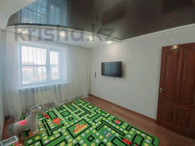 3-комнатная квартира · 63 м² · 3/5 этаж, Мухита 80 за 180 000 ₸ в Уральске