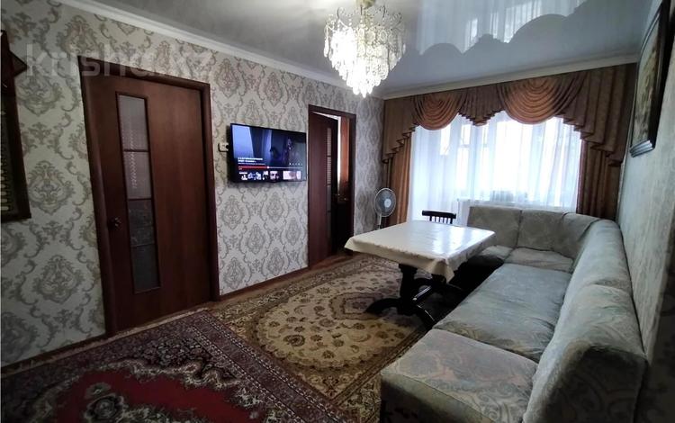 4-комнатная квартира · 64 м² · 5/5 этаж, мкр Новый Город, Керамическая 82 за 19.5 млн ₸ в Караганде, Казыбек би р-н — фото 2