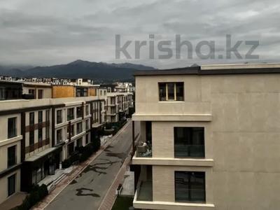 4-комнатная квартира · 160 м² · 3/3 этаж, Кажымукана 109 за 240 млн ₸ в Алматы, Медеуский р-н
