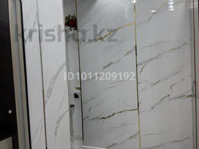 4-комнатная квартира · 121 м² · 1/5 этаж, Бөкенбай батыр 153/1 — Юнний сити , аэропорт за 45 млн 〒 в Актобе, квартал Авиатор-2