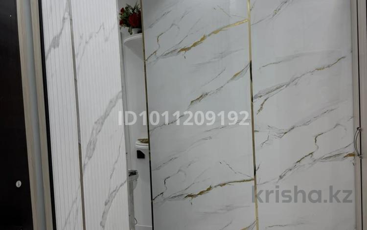 4-бөлмелі пәтер · 121 м² · 1/5 қабат, Бөкенбай батыр 153/1 — Юнний сити , аэропорт, бағасы: 45 млн ₸ в Актобе, квартал Авиатор-2 — фото 2