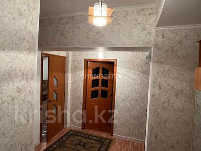 Пәтерлер в Алматинской обл.: 3-бөлмелі пәтер · 60 м² · 1/4 қабат, Карасай батыра — Менделеева, бағасы: 22.5 млн 〒 3-бөлмелі пәтер · 60 м² · 1/4 қабат, Карасай батыра — Менделеева, бағасы: 22.5 млн 〒 в Талгаре