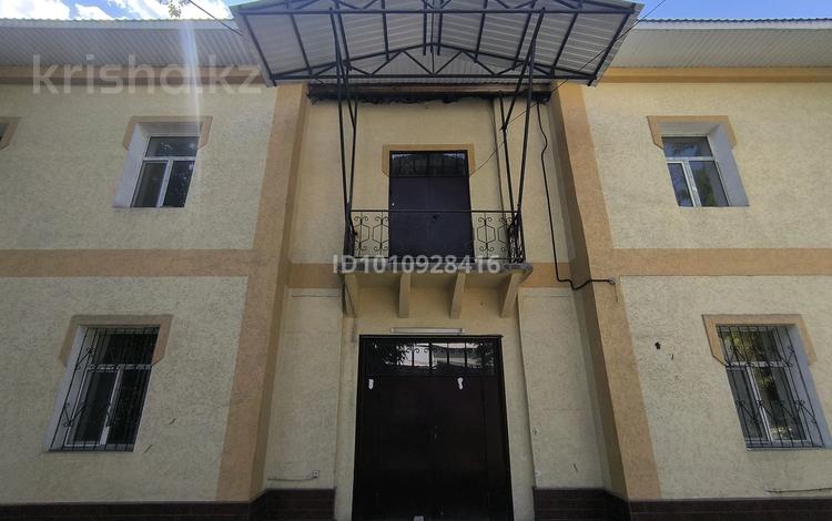 Свободное назначение, офисы, магазины и бутики, общепит, салоны красоты, образование, развлечения · 1500 м² за 360 млн 〒 в Шымкенте, Енбекшинский р-н — фото 11