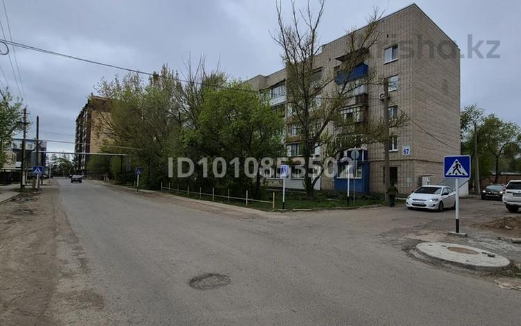 2-комнатная квартира · 54 м² · 1/5 этаж, Скоробогатова 67 — Галактика за 16.9 млн ₸ в Уральске — фото 25