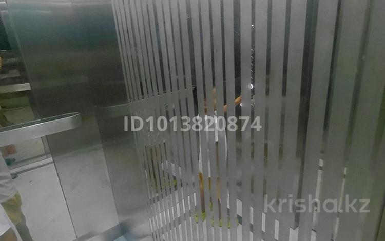 1-бөлмелі пәтер · 45 м² · 12/13 қабат, Кубрина 20/1, бағасы: 20.7 млн ₸ в Астане, Сарыарка р-н — фото 2