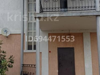 Жеке үй · 6 бөлме · 298 м² · 10 жүзд., Лесхоз-2 ш/а., 3 улица 18, бағасы: 75 млн ₸ в Атырау, мкр Лесхоз-2