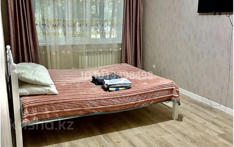 1-комнатная квартира · 37 м² · 1/5 этаж, мкр Юго-Восток, Карбышева 1 — Университетская за 13 001 ₸ в Караганде, Казыбек би р-н — фото 14
