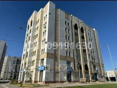 1-комнатная квартира · 90 м² · 7/7 этаж, 9-я улица 11/1 за 90 000 〒 в Туркестане