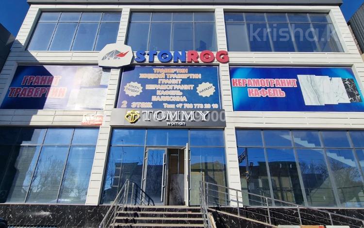 Свободное назначение, офисы, магазины и бутики, склады, салоны красоты · 25 м² за 100 000 ₸ в Шымкенте, Аль-Фарабийский р-н — фото 4